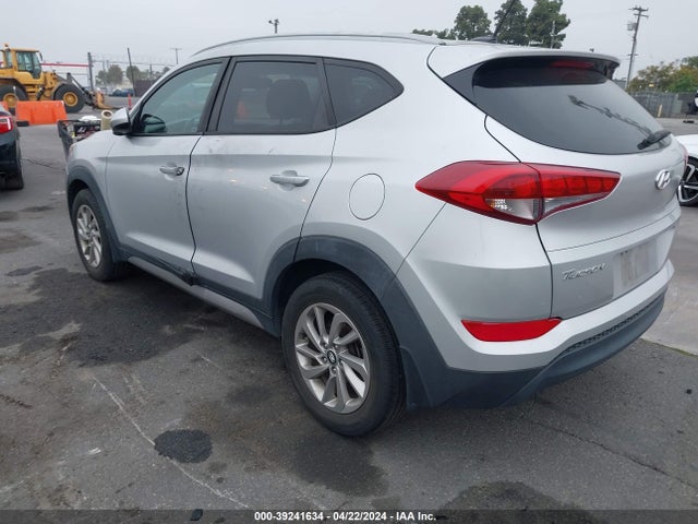 Hyundai TUCSON SE 2017 KM8J33A47HU329437 Image 3