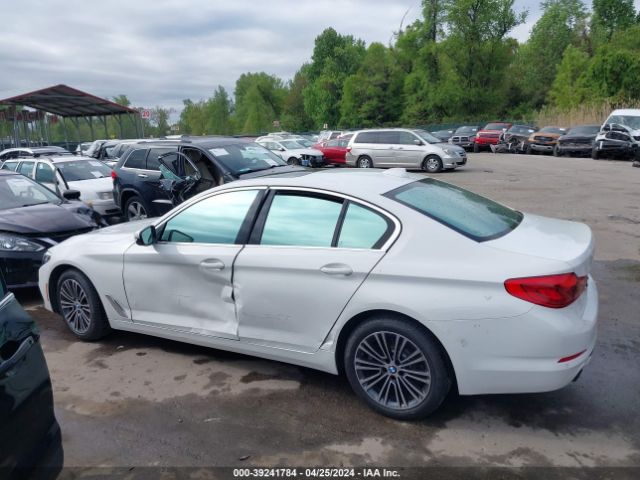 WBAJR3C05LWW64431 BMW 530I