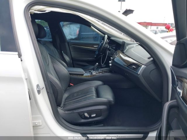 WBAJR3C05LWW64431 BMW 530I