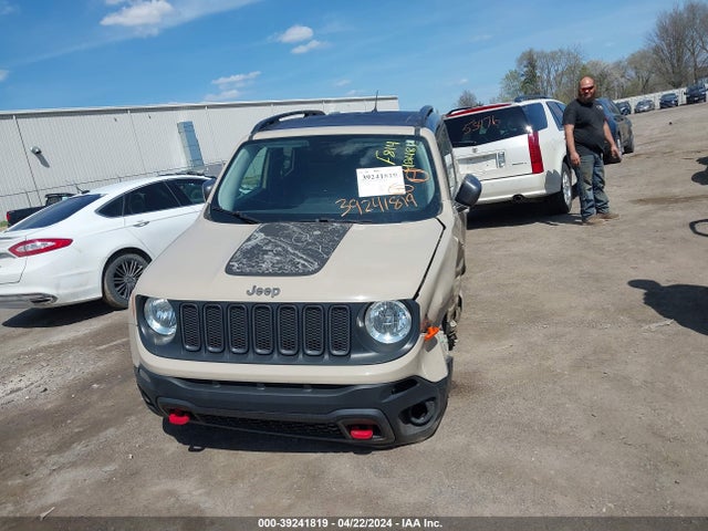 Jeep Renegade Deserthawk 4x4 2017 ZACCJBCB0HPF53613 Image 12