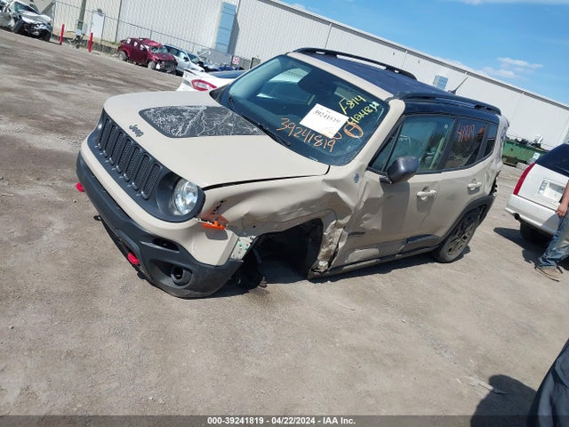 Jeep Renegade Deserthawk 4x4 2017 ZACCJBCB0HPF53613 Image 2