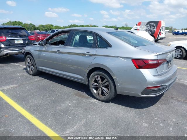 3VWEM7BU8NM019822 Volkswagen Jetta 1.5t Se