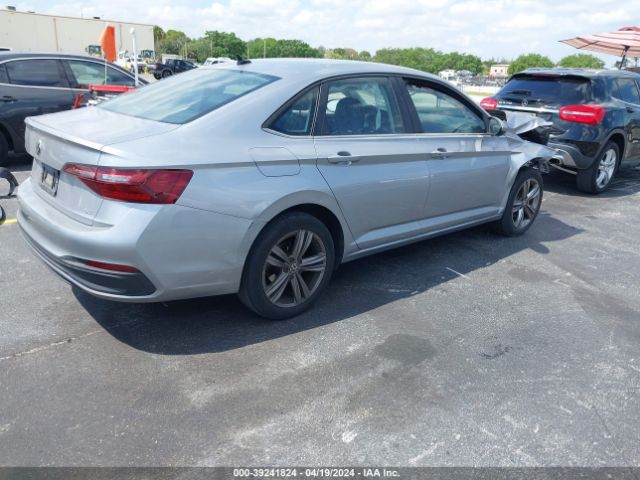 3VWEM7BU8NM019822 Volkswagen Jetta 1.5t Se