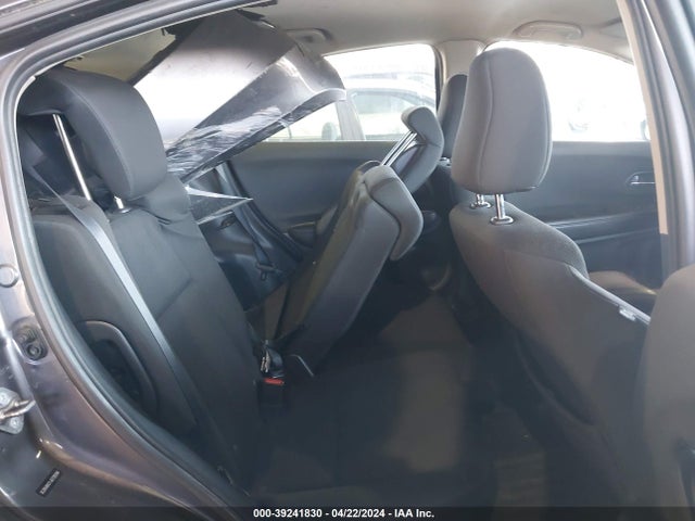 Honda HR-V LX 2018 3CZRU6H31JG728396 Image 8