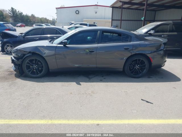 2C3CDXHG7JH228462 Dodge Charger Sxt Plus Rwd