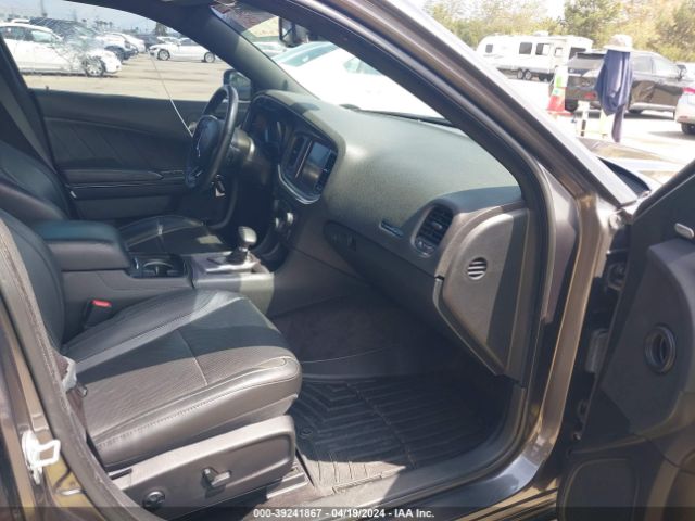 2C3CDXHG7JH228462 Dodge Charger Sxt Plus Rwd