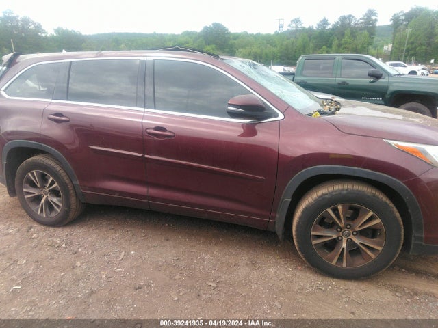 Toyota Highlander Le Plus 2017 5TDBZRFH6HS423089 Image 13