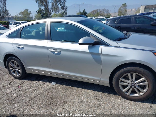 Hyundai Sonata 2017 5NPE24AF3HH534991 Image 13
