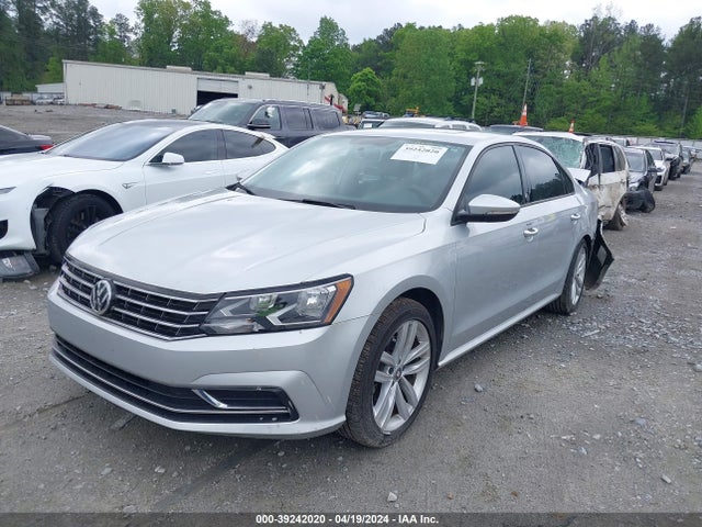 1VWLA7A39KC002064 Volkswagen Passat 2.0t Wolfsburg Edition