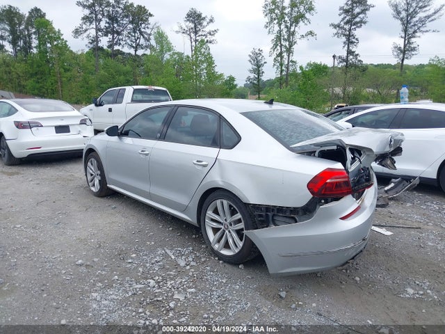1VWLA7A39KC002064 Volkswagen Passat 2.0t Wolfsburg Edition