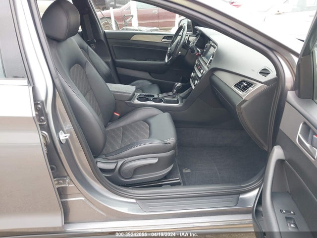 Hyundai Sonata Sport 2019 5NPE34AF1KH741870 Image 5