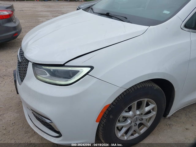 Chrysler Pacifica Touring L 2022 2C4RC1BGXNR116575 Image 17