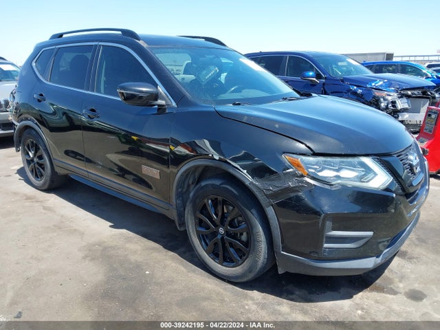 Nissan ROGUE SV 2017 5N1AT2MT3HC762126 Image 1