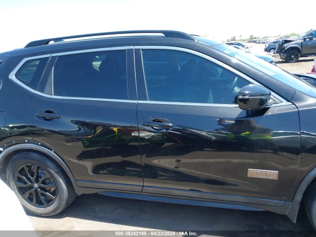 Nissan ROGUE SV 2017 5N1AT2MT3HC762126 Image 14