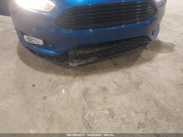 Ford FOCUS SE 2018 1FADP3F22JL243645 Image 6