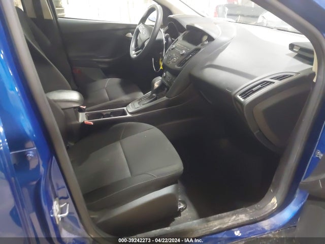 Ford FOCUS SE 2018 1FADP3F22JL243645 Image 8