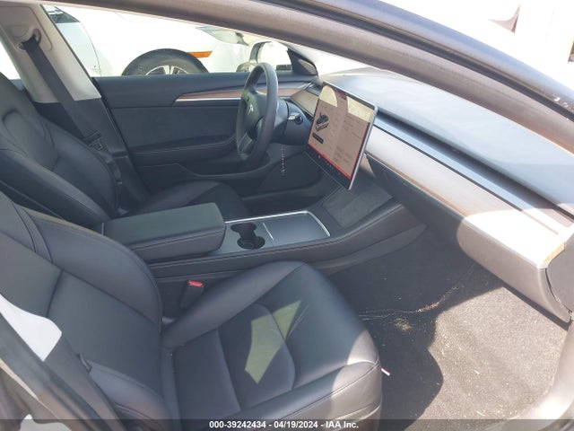 Tesla Model 3 Rear-wheel Drive 2022 5YJ3E1EA8NF298585 Image 5