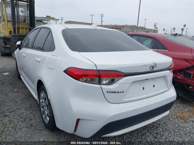 Toyota COROLLA LE 2022 5YFEPMAE3NP365076 Image 3