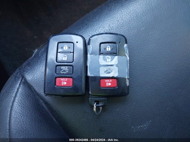 Toyota Rav4 Limited 2015 2T3DFREV3FW308311 Image 11