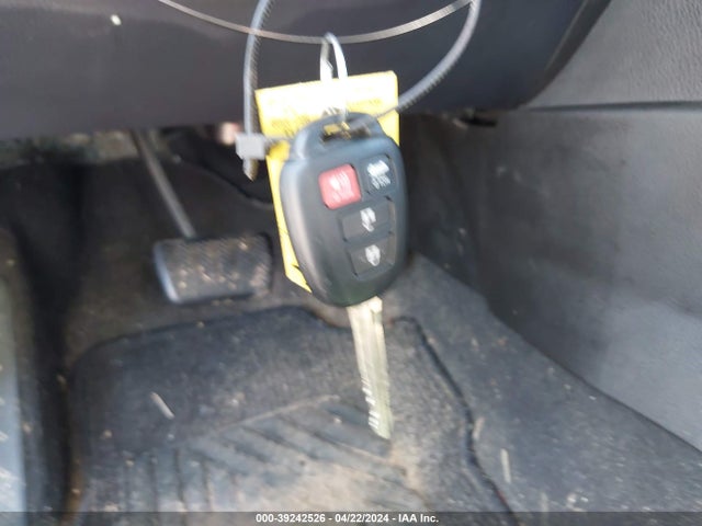 Toyota COROLLA SE 2018 5YFBURHE7JP786016 Image 11