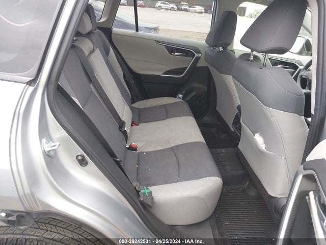 Toyota Rav4 Xle 2019 JTMW1RFV5KJ011720 Image 8
