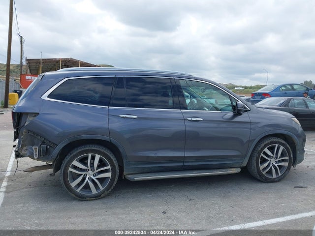 Honda Pilot Touring 2017 5FNYF5H92HB001312 Image 14