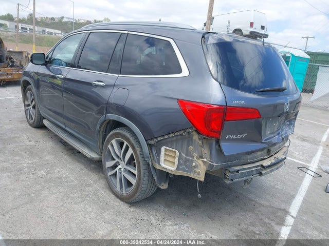 Honda Pilot Touring 2017 5FNYF5H92HB001312 Image 3
