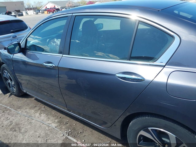 Honda ACCORD LX 2017 1HGCR2F37HA117856 Image 13