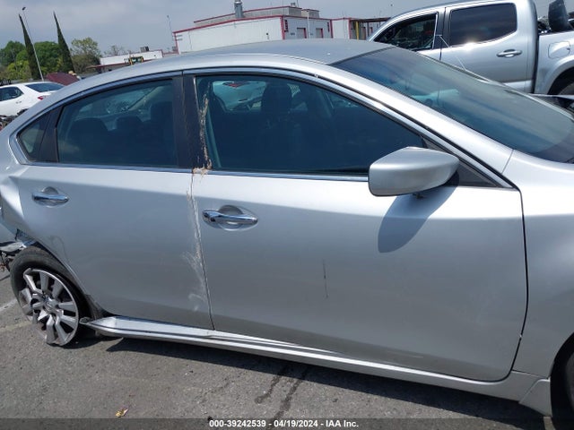 Nissan Altima 2.5 S 2015 1N4AL3AP6FC217459 Image 13