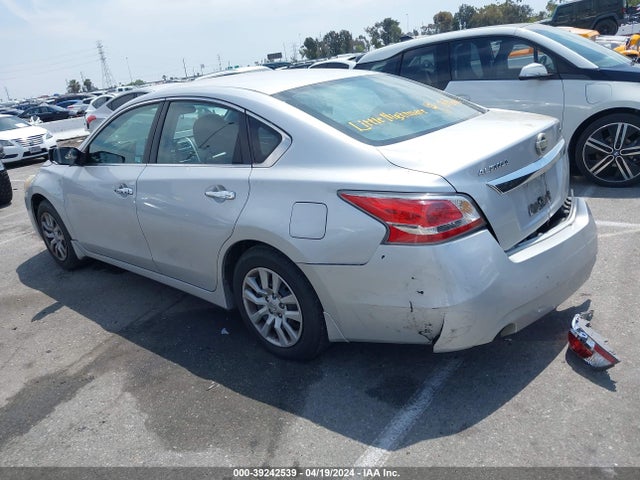 Nissan Altima 2.5 S 2015 1N4AL3AP6FC217459 Image 3