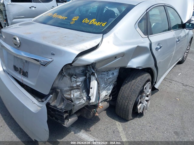 Nissan Altima 2.5 S 2015 1N4AL3AP6FC217459 Image 6