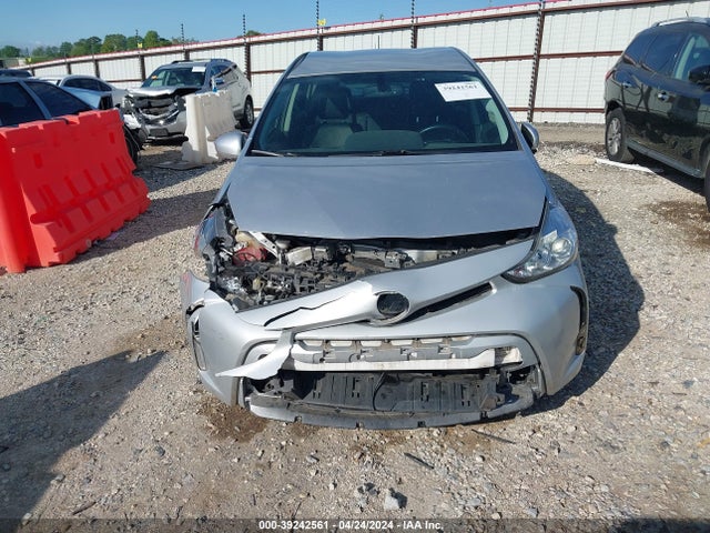 Toyota Prius V Four 2017 JTDZN3EU3HJ063878 Image 13