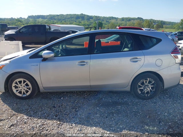 Toyota Prius V Four 2017 JTDZN3EU3HJ063878 Image 15