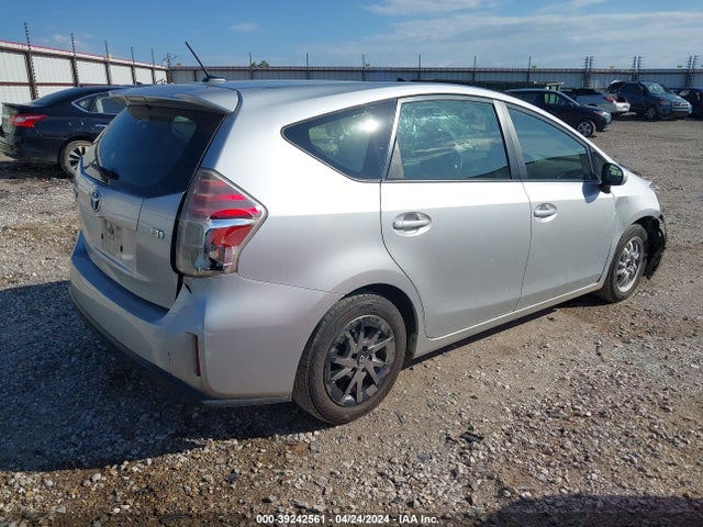 Toyota Prius V Four 2017 JTDZN3EU3HJ063878 Image 4