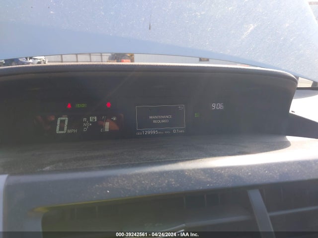 Toyota Prius V Four 2017 JTDZN3EU3HJ063878 Image 7