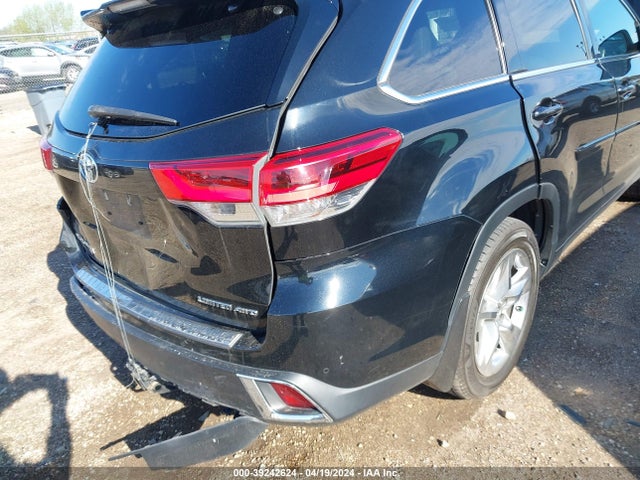 Toyota Highlander Limited 2018 5TDDZRFH9JS822741 Image 12