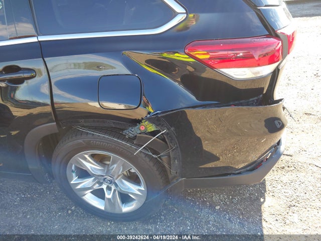 Toyota Highlander Limited 2018 5TDDZRFH9JS822741 Image 19