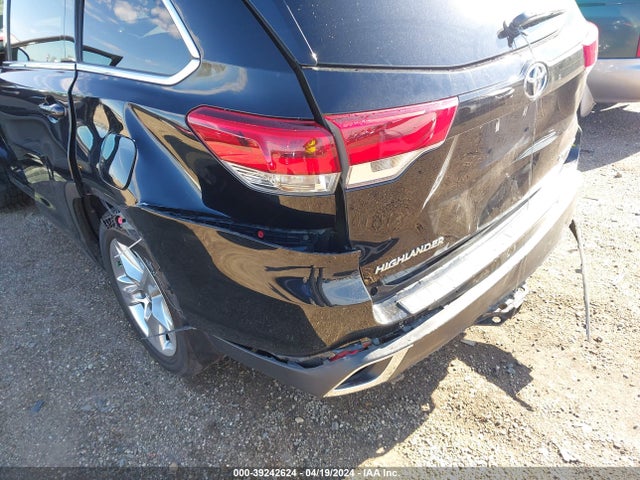 Toyota Highlander Limited 2018 5TDDZRFH9JS822741 Image 6
