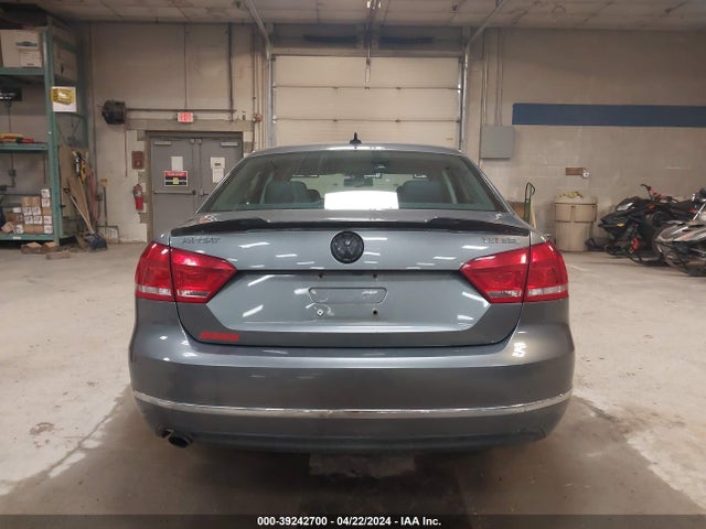 1VWCT7A30FC056093 Volkswagen Passat 1.8t Sel Premium