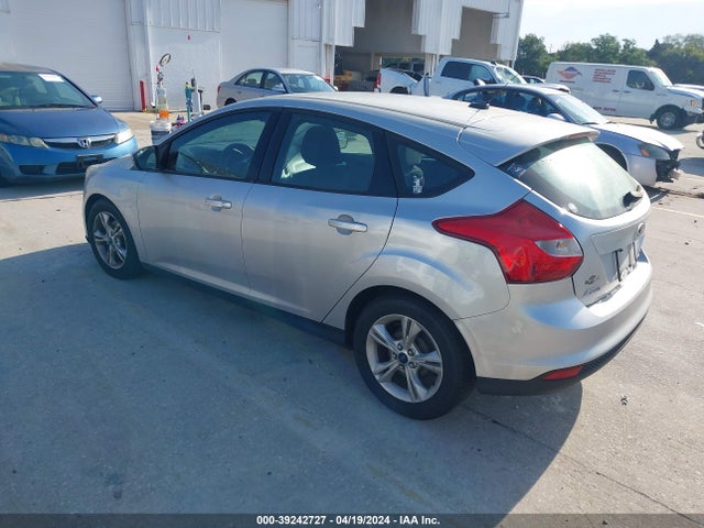 Ford FOCUS SE 2014 1FADP3K21EL325734 Image 3