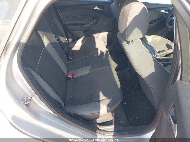 Ford FOCUS SE 2014 1FADP3K21EL325734 Image 8
