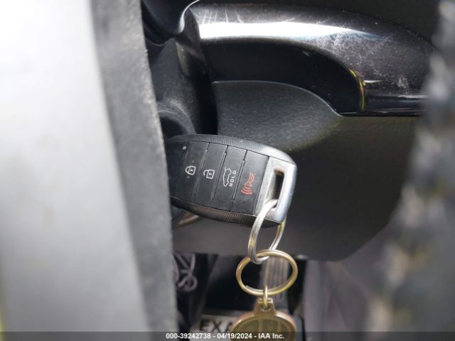 5XYKT4A68FG640941 KIA SORENTO LX
