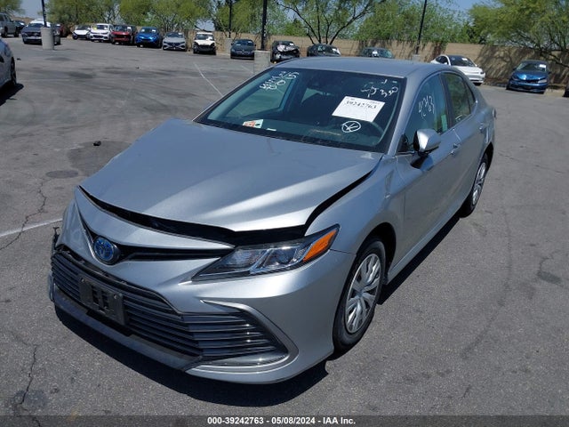 Toyota Camry Le Hybrid 2022 4T1C31AK9NU570973 Image 2
