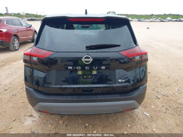 JN8BT3BA4PW415955 Nissan Rogue Sv Fwd