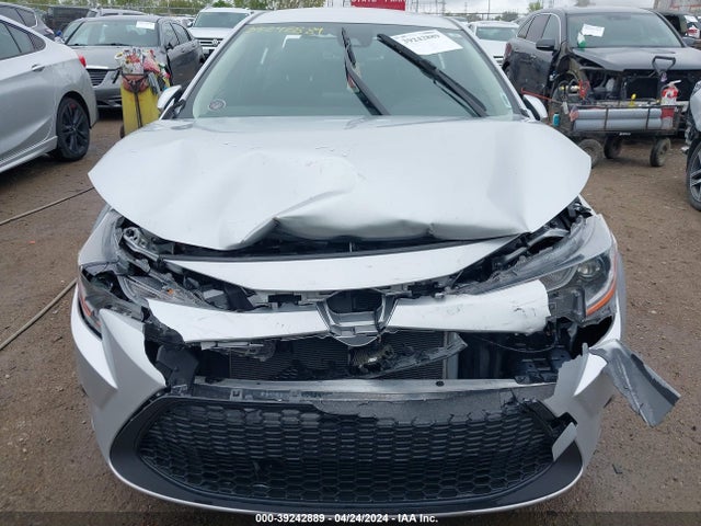 Toyota COROLLA LE 2022 JTDEPMAEXN3023830 Image 12