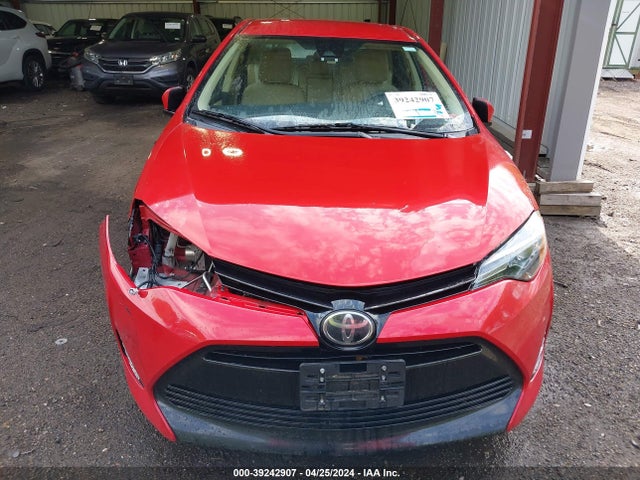 Toyota COROLLA LE 2018 5YFBURHE1JP767526 Image 13