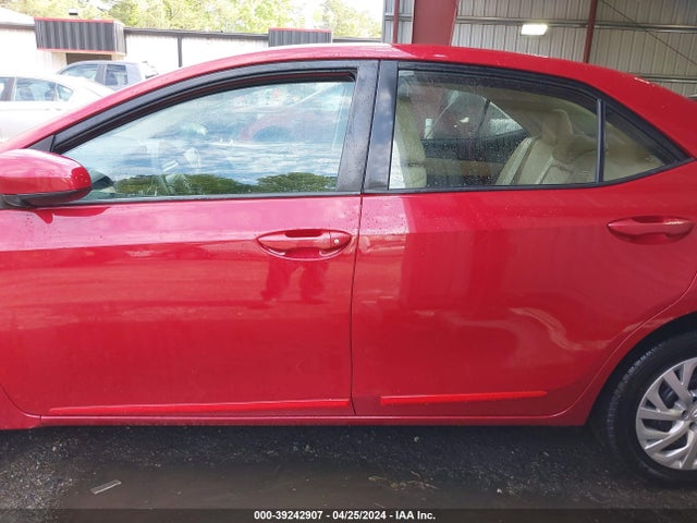 Toyota COROLLA LE 2018 5YFBURHE1JP767526 Image 15