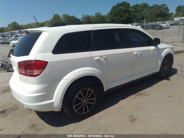 Dodge JOURNEY SE 2018 3C4PDCAB4JT474199 Image 4
