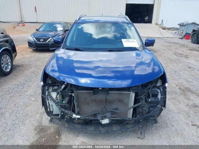 5N1AT2MT6KC787755 Nissan ROGUE SV