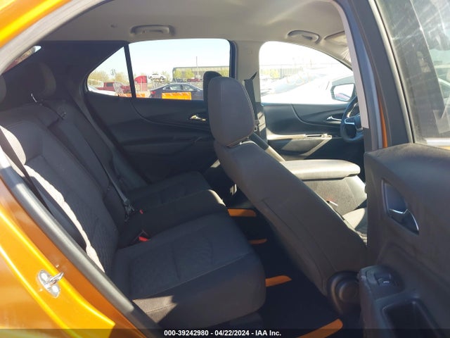 Chevrolet EQUINOX LT 2018 2GNAXSEV1J6180735 Image 8